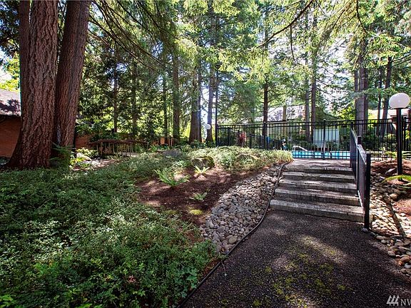 4th image of 1801 Evergreen Park Ct SW APT 22