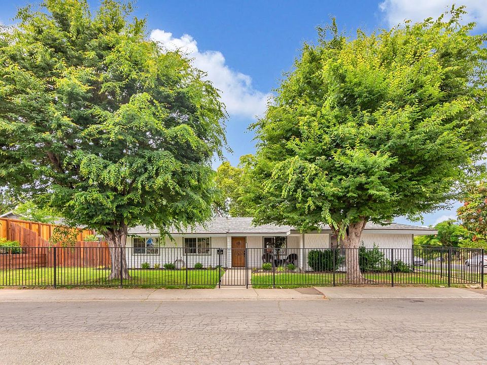 1st image of 5147 Cocoa Palm Way