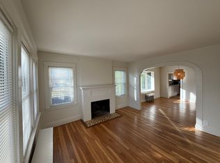 17 Aldrich Ter, Providence, RI 02906