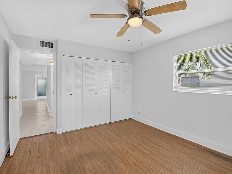 449 Monaco Park #J — Photo 17