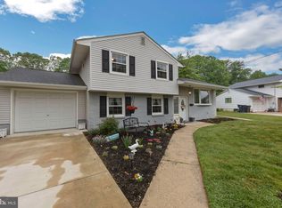 961 Lois Dr, Williamstown, NJ 08094