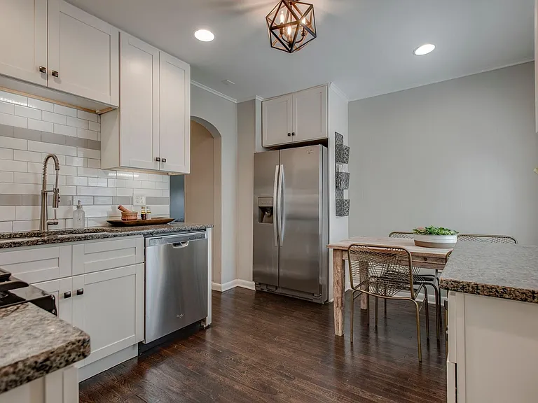 919 Sharpe Ave — Photo 15
