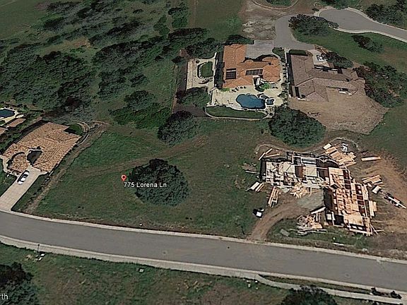 5th image of 775 Lorena Ln
