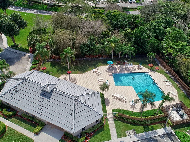 3325 Jaywood Ter #1090 — Photo 14
