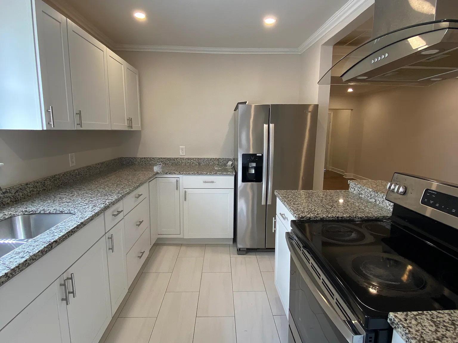 3 bed, 2.0 bath, $1,395 — Photo 3