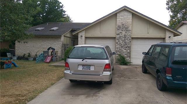 1st image of 8713 Pineridge Dr #B