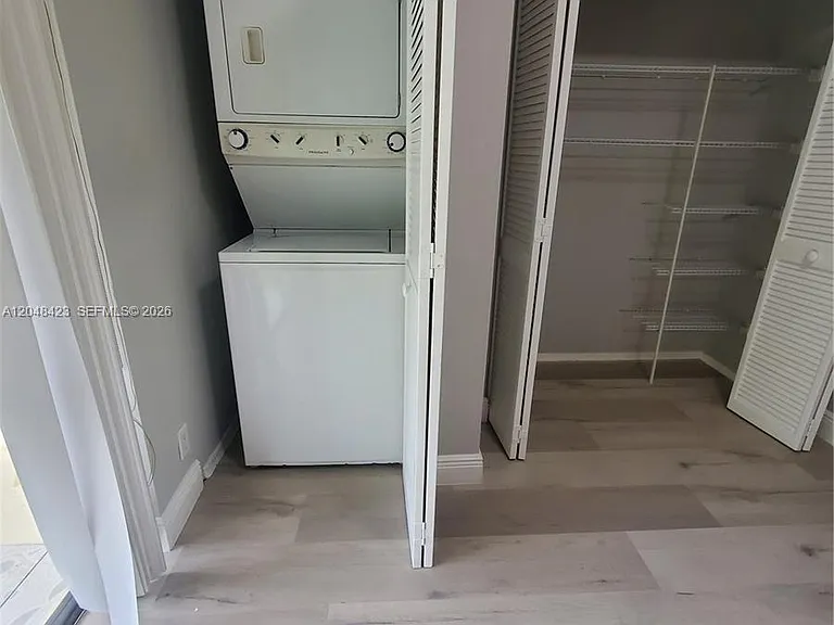 7858 Dixie Beach Cir #7858 — Photo 13