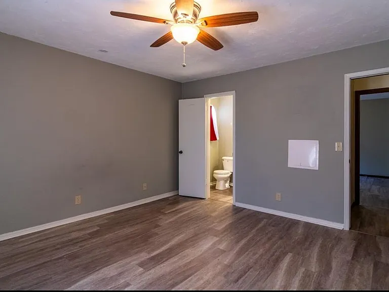 4520 Forest Hills Dr — Photo 7