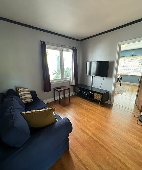 1562 N Mar Vista Ave — Photo 14
