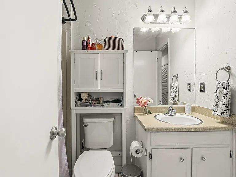 65190 Pridgen St — Photo 16