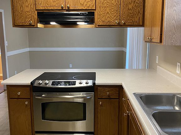 3rd image of 4169 Hamilton Cir