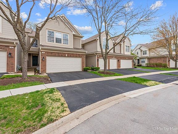 3rd image of 9 Egg Harbour Ct