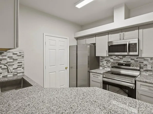 19019 E Warren Dr Unit H-102, Aurora, CO 80013