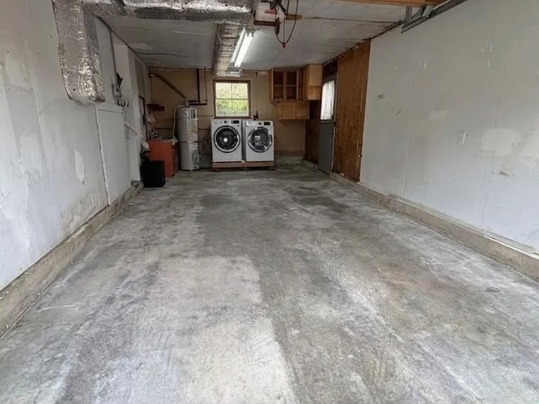 1064 Gilman Dr — Photo 18