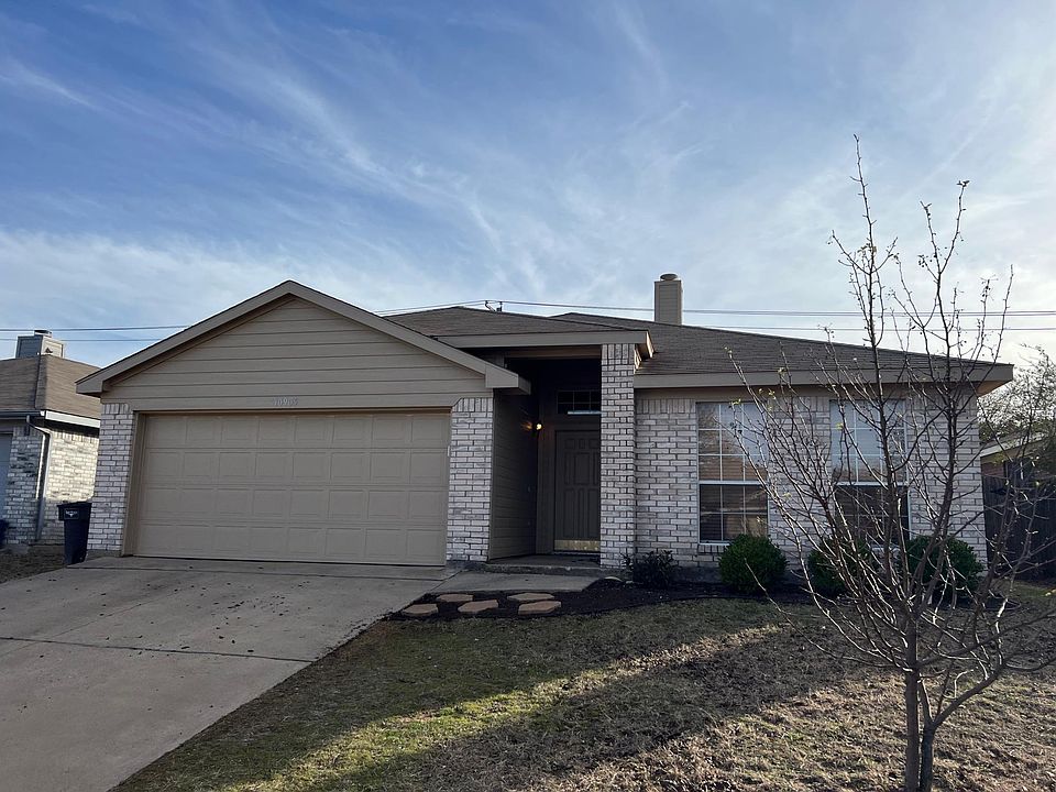 1st image of 10905 Deauville Cir S