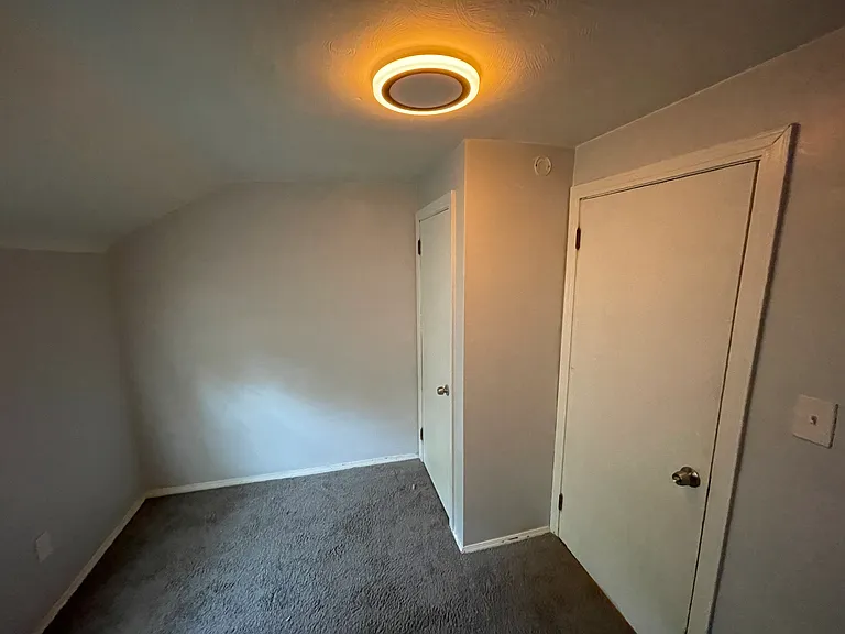 Dimmable night light and dimmable main light