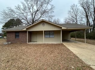 1514 Hildreth Rd, Columbus, MS 39702