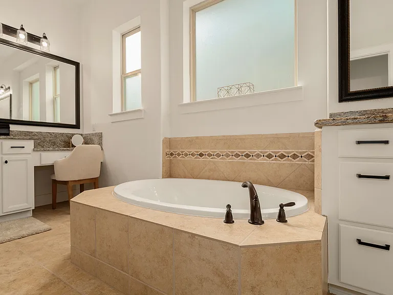 16650 Seminole Ridge Dr — Photo 25