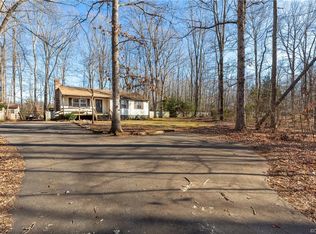 2448 Mountain View Rd, Powhatan, VA 23139