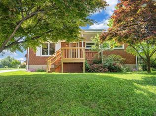 819 Glenmore Dr, Salem, VA 24153
