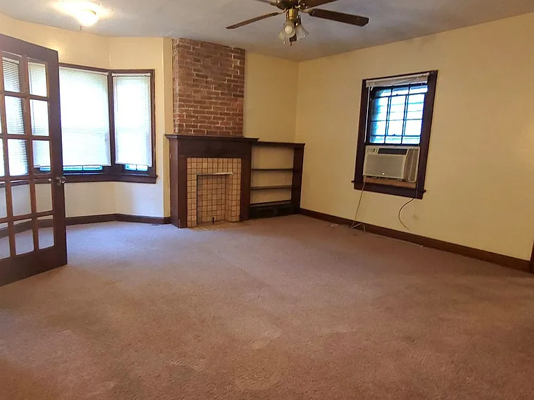 2054 Iuka Ave — Photo 10