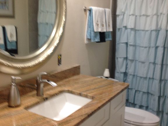 4th image of 10031 Maddox Ln APT 101