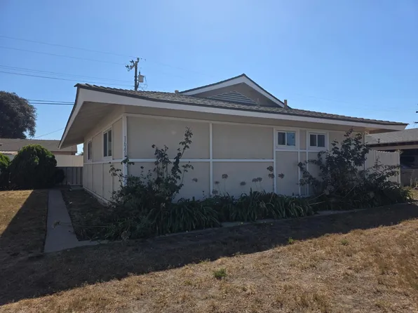 1648 N Pleman Pl, Santa Maria, CA 93458