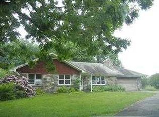 428 Cherry Lane Rd, East Stroudsburg, PA 18301