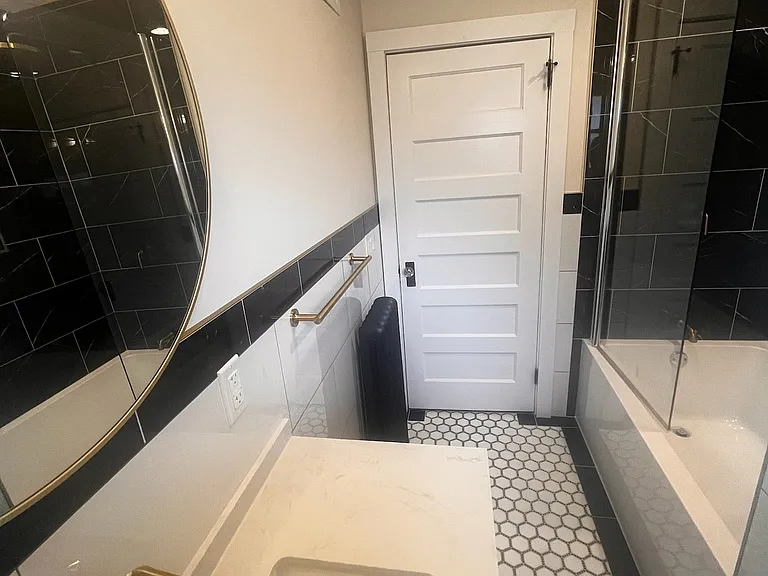 266 Park St #2 — Photo 30