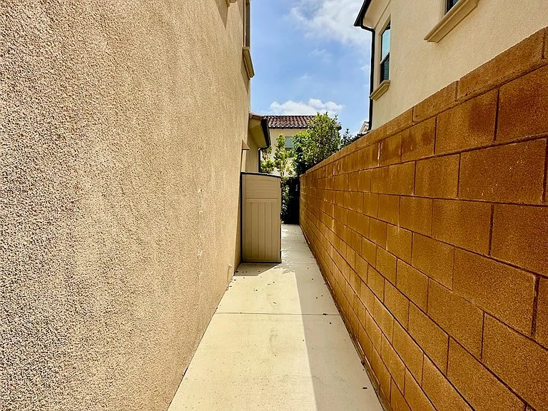 108 Cordial — Photo 35