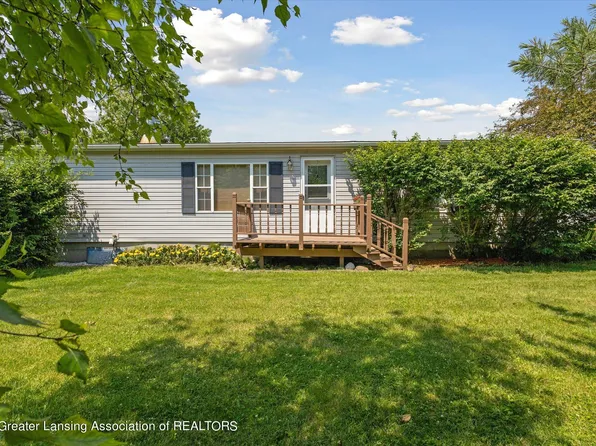 7607 E Clinton Trl, Eaton Rapids, MI 48827