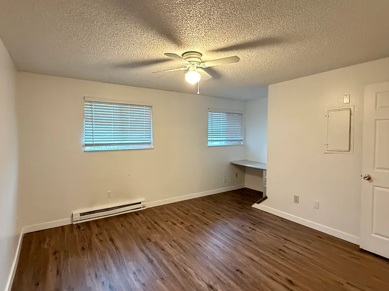 17205 SW Merlo Rd #3 — Photo 9