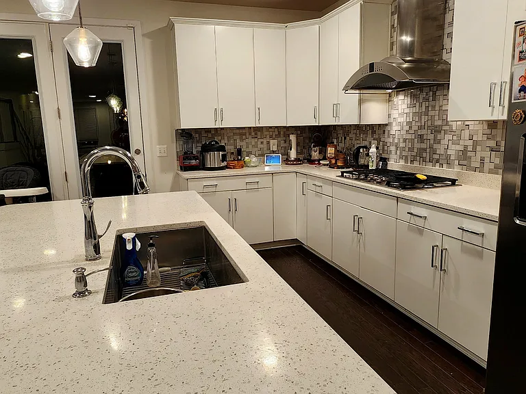 23042 Sullivans Cove Sq — Photo 16