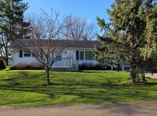 1875 E Currier Rd, Freeport, IL