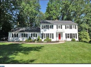 320 Earles Ln, Newtown Square, PA 19073