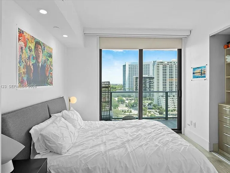 501 NE 31st St #1201 — Photo 33