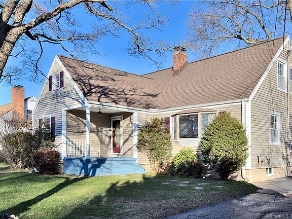 2nd image of 40 Acton Road