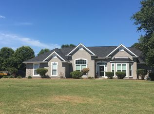 89 Fieldstone Way, Newnan, GA 30265