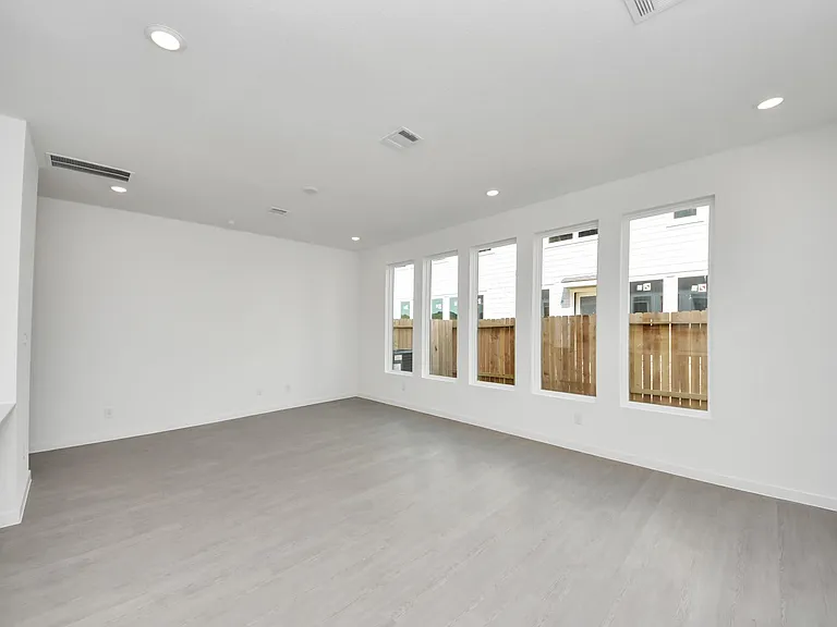 2205 Via Cami Ln — Photo 10