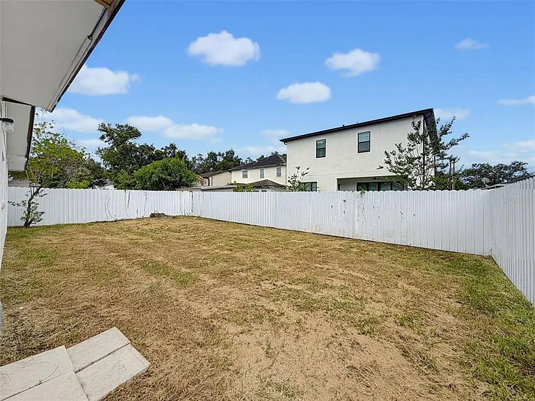 3316 W Nassau St — Photo 33