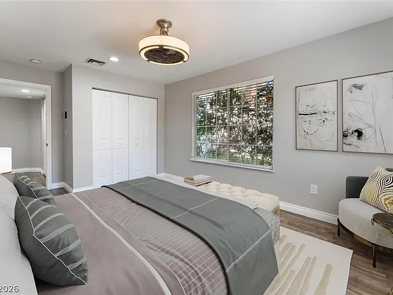 8429 Honeywood Cir — Photo 48