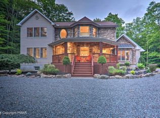 957 Sir Lionel Ct, Blakeslee, PA 18347
