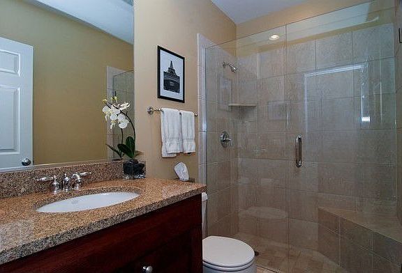 4th image of 1527 N Hudson Ave APT 4