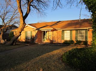 2702 Forest Grove Dr, Richardson, TX 75080