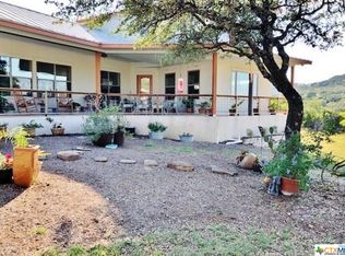 730 Schuetz Creek Rd, Blanco, TX 78606