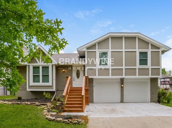 905 NE 108th Ter