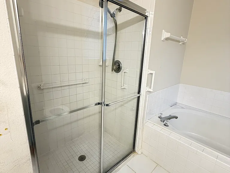 6290 Buckingham St — Photo 10