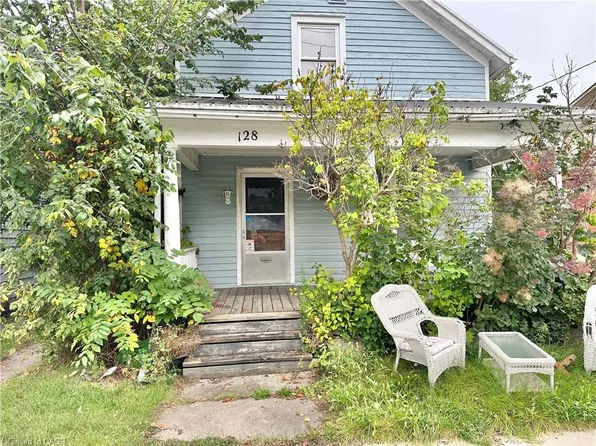 128 Kent St S, Norfolk County, ON N3Y 2Y1