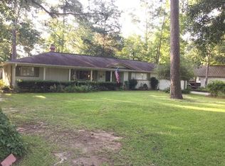 508 Holiday Cir, Hemphill, TX 75948