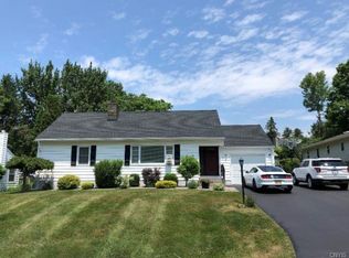 17 Forest Rd, Utica, NY 13501